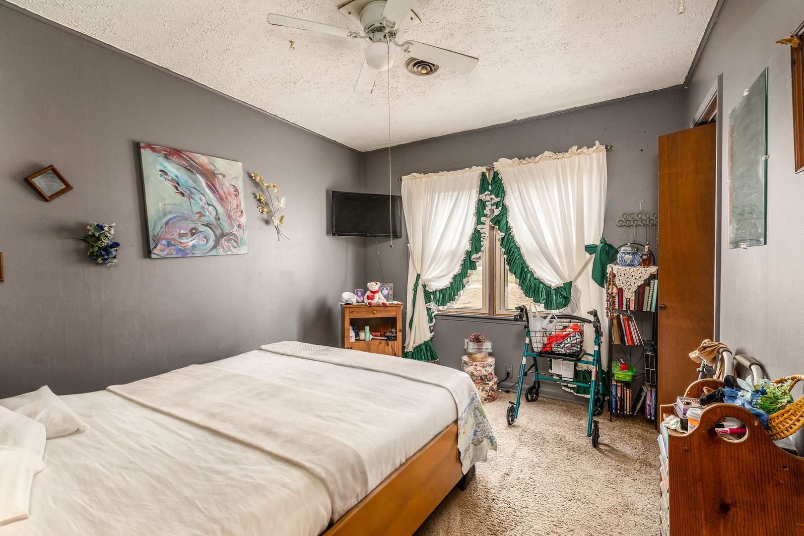 main property photo 11