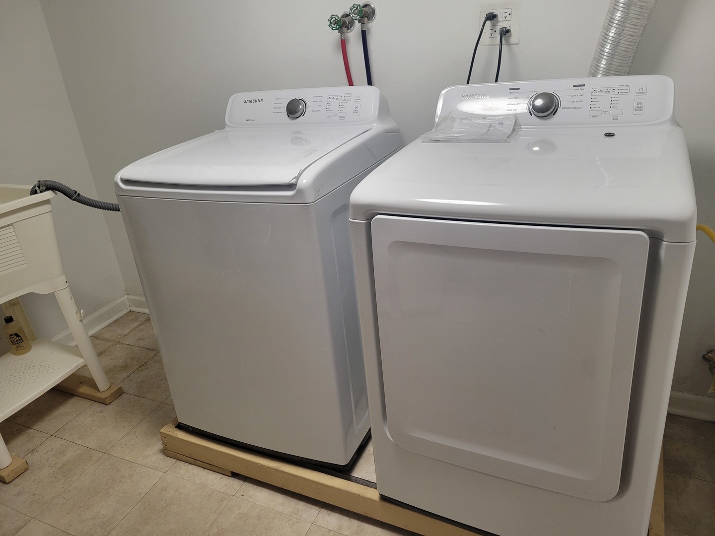 property viewer photo 16