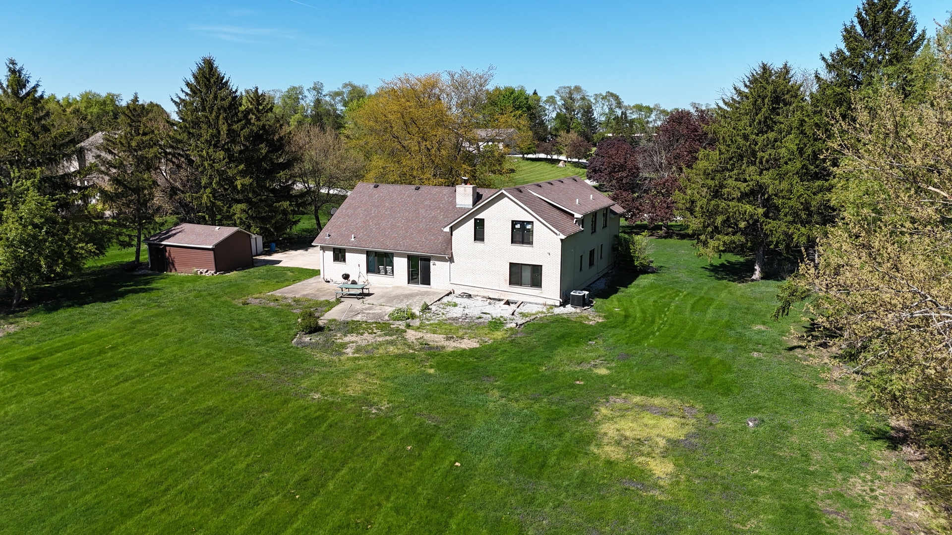 main property photo 32