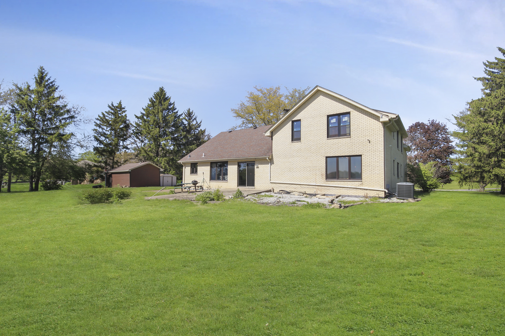 main property photo 7