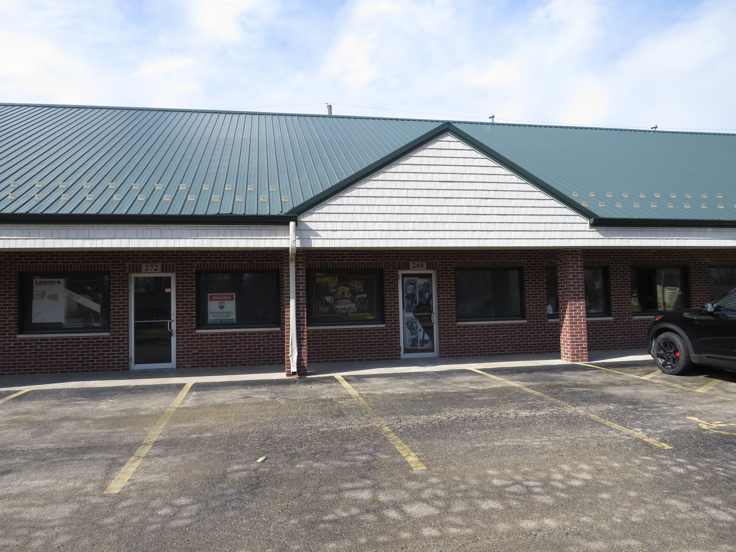 main property photo 13