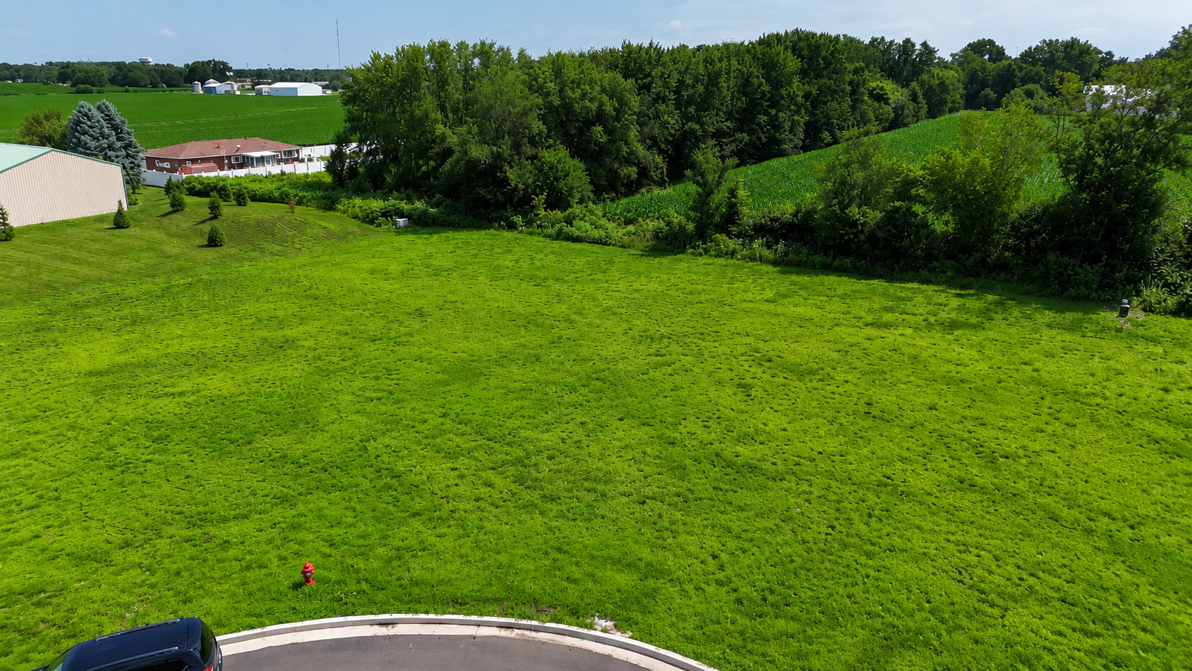 main property photo 3