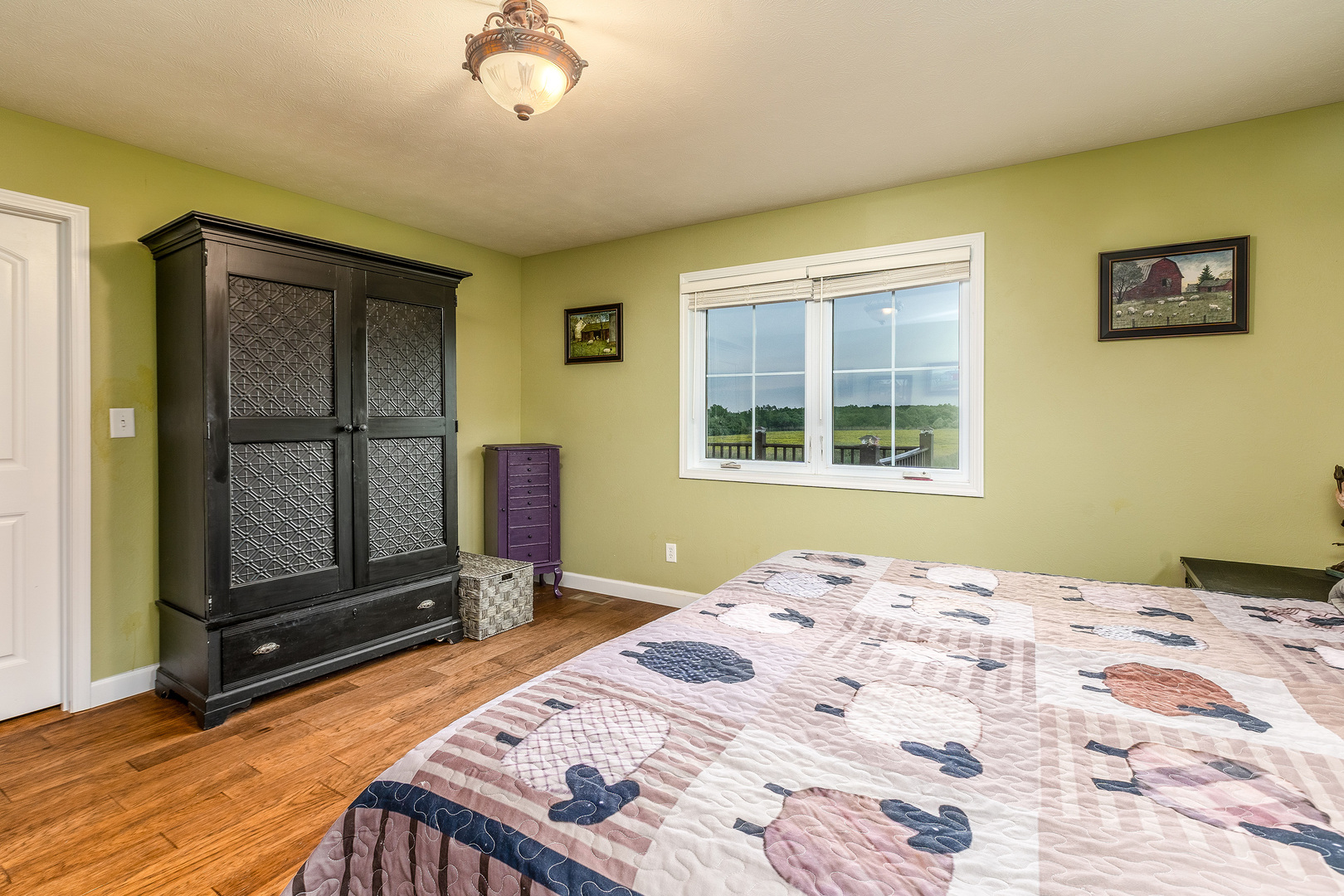 main property photo 19