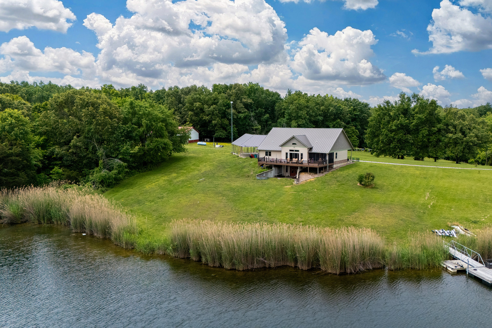 main property photo 34