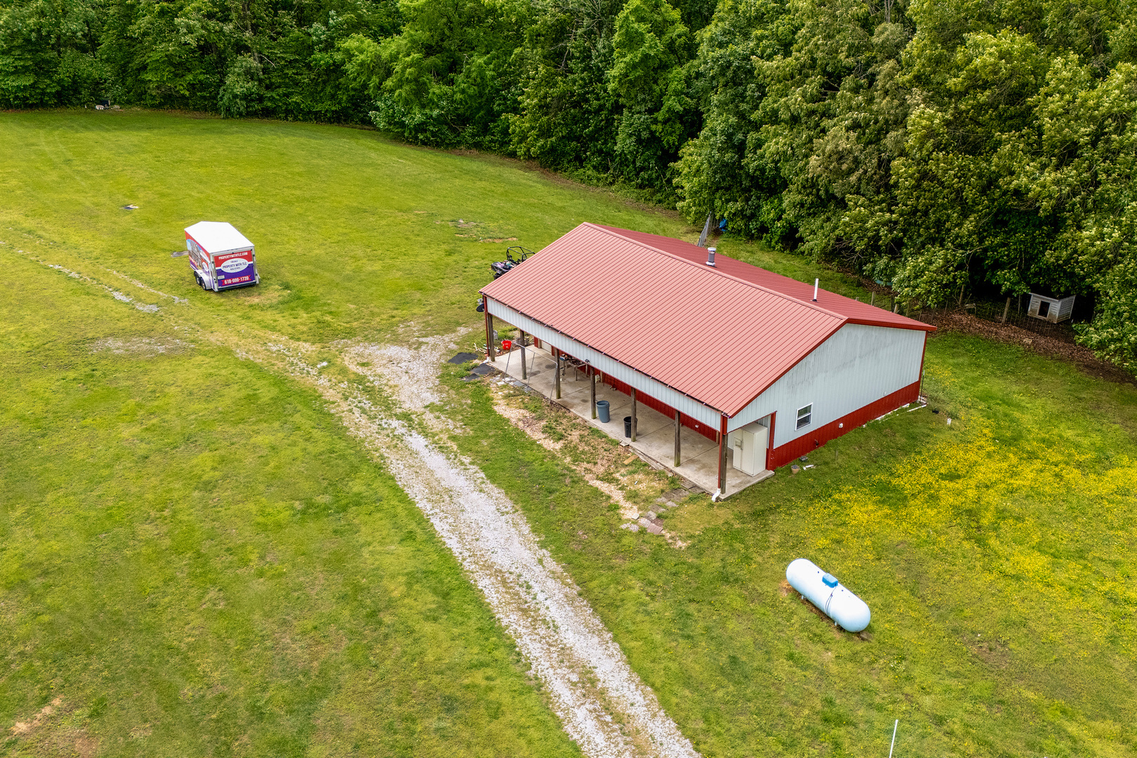 main property photo 37