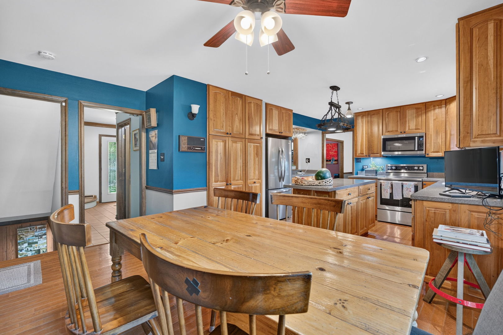 main property photo 14
