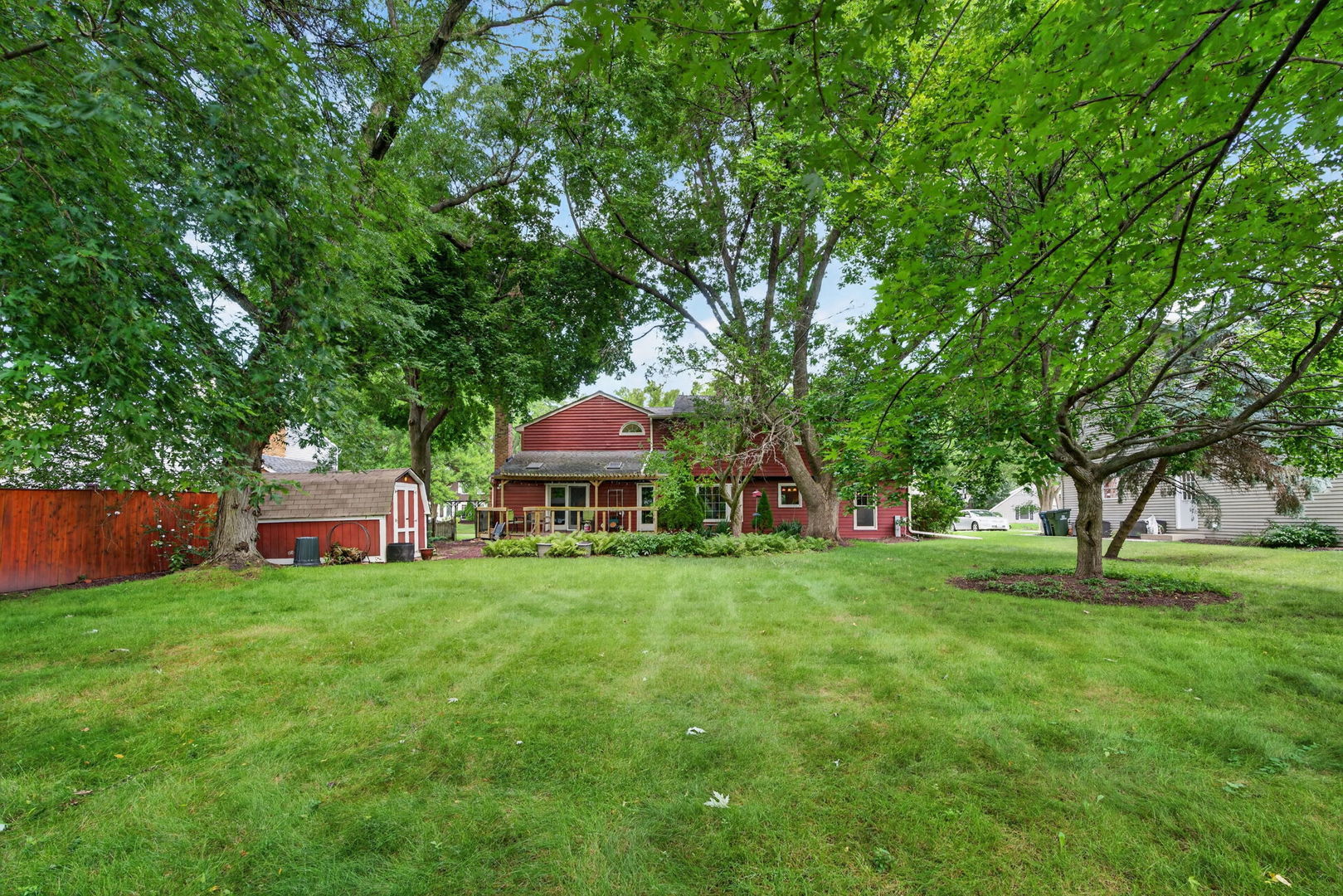 main property photo 41