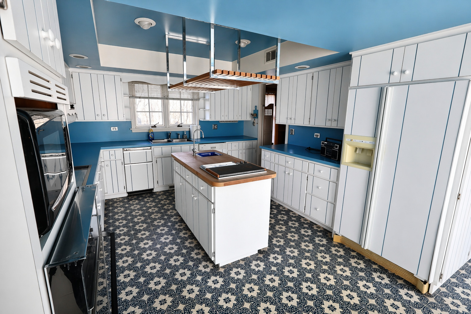 main property photo 15