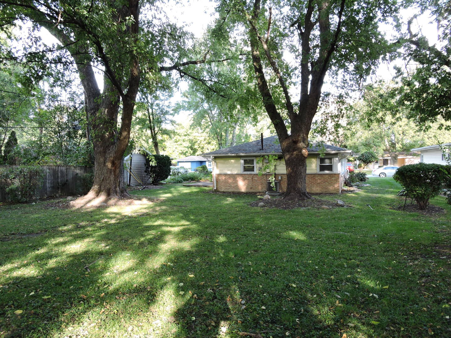 main property photo 18