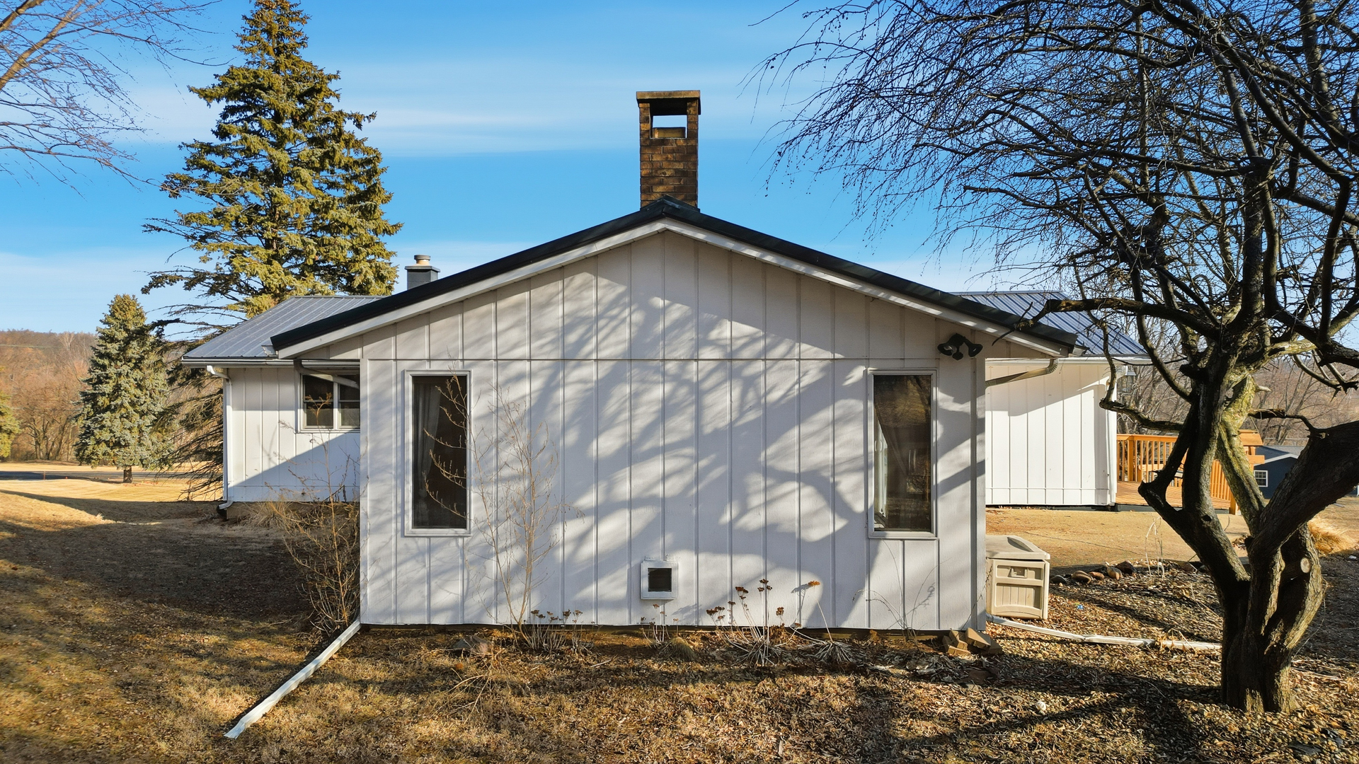 main property photo 27