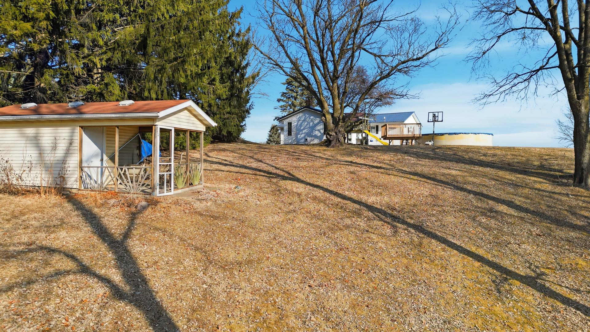 main property photo 29