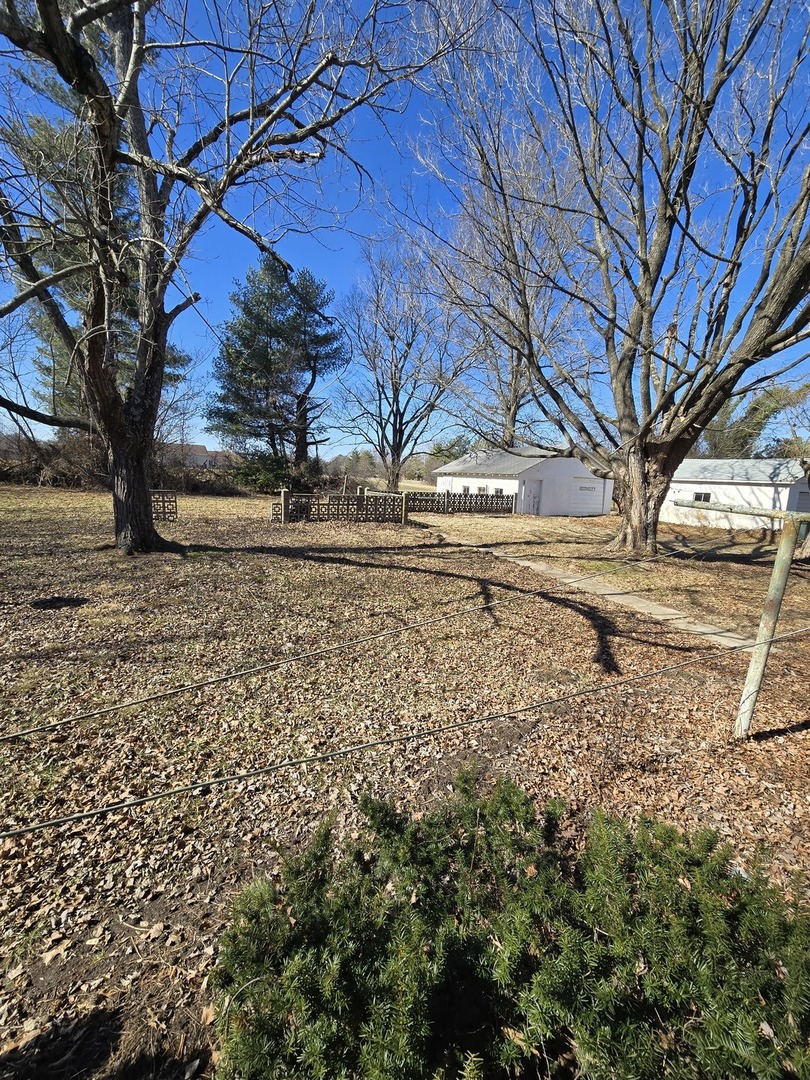 main property photo 19