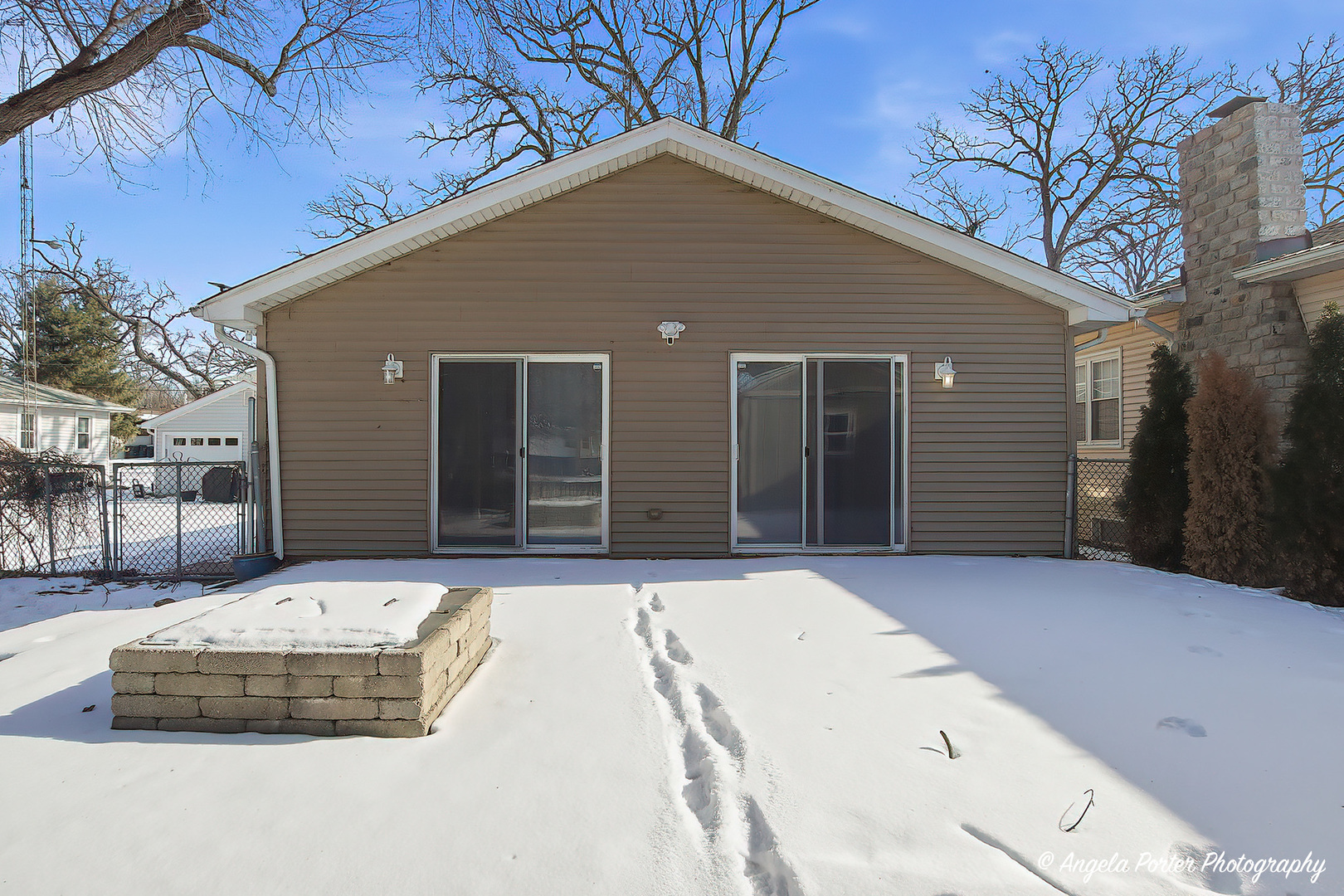 main property photo 37