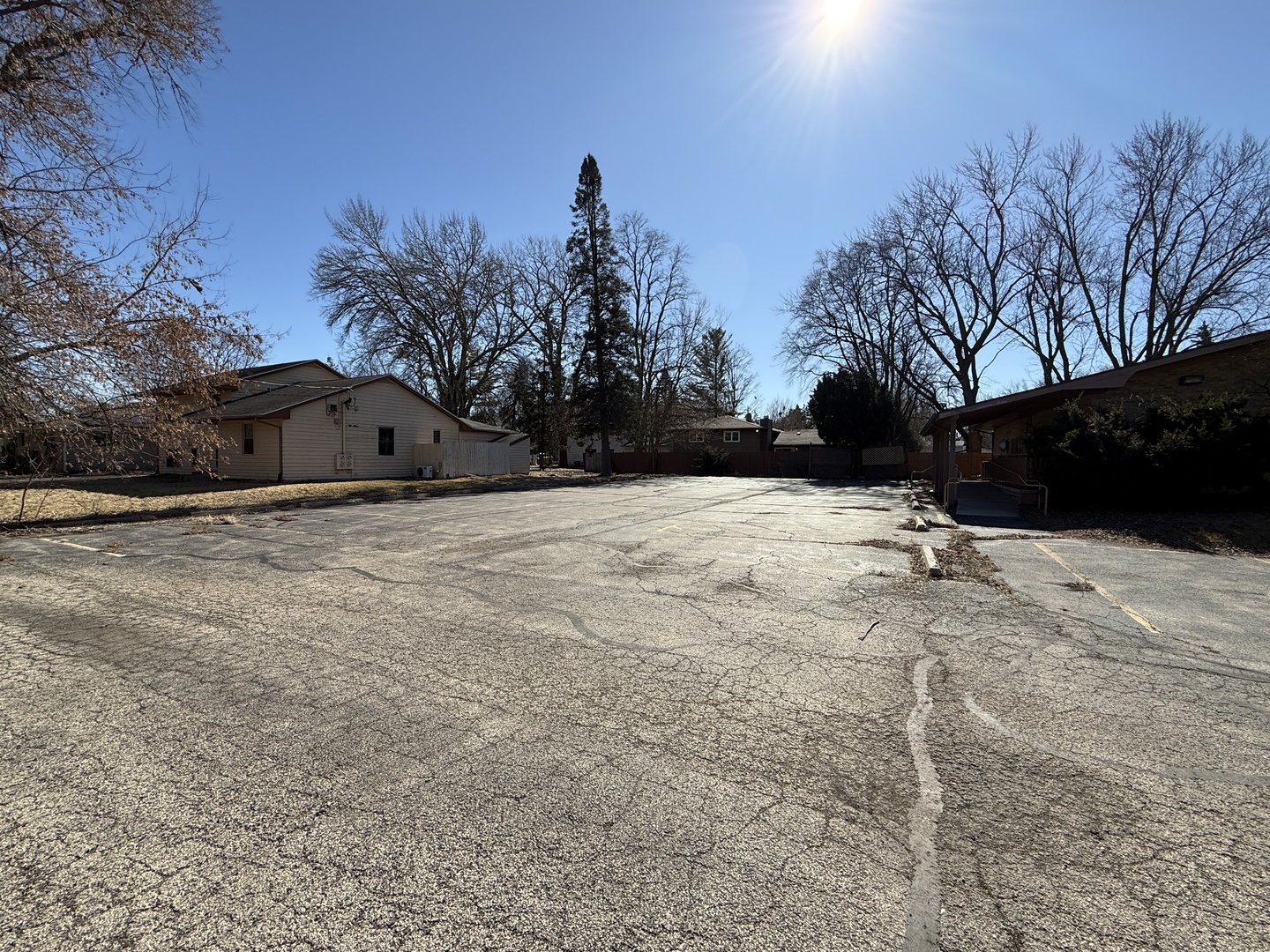 main property photo 14