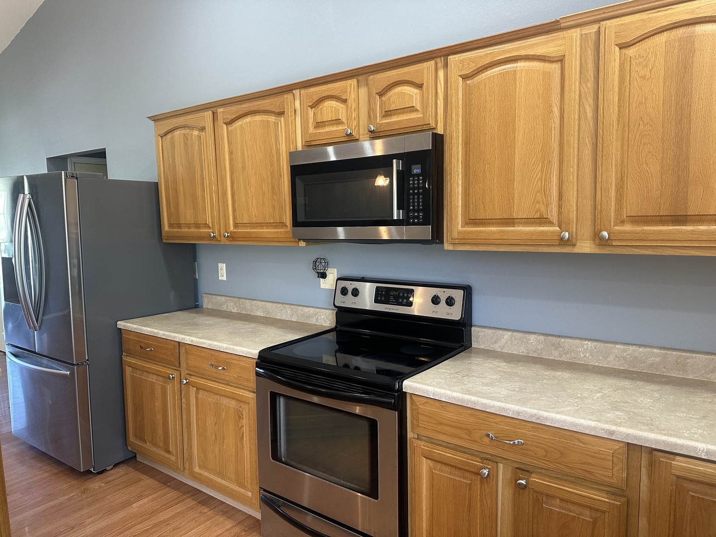 main property photo 16