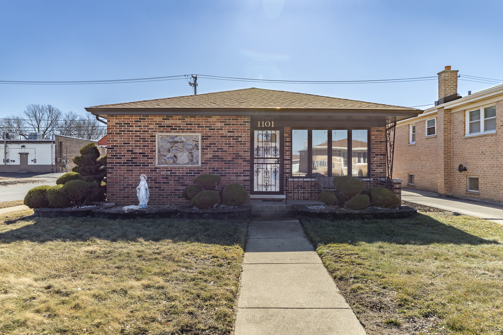 main property photo 3