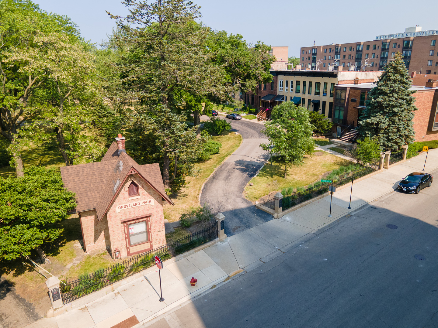 main property photo 30