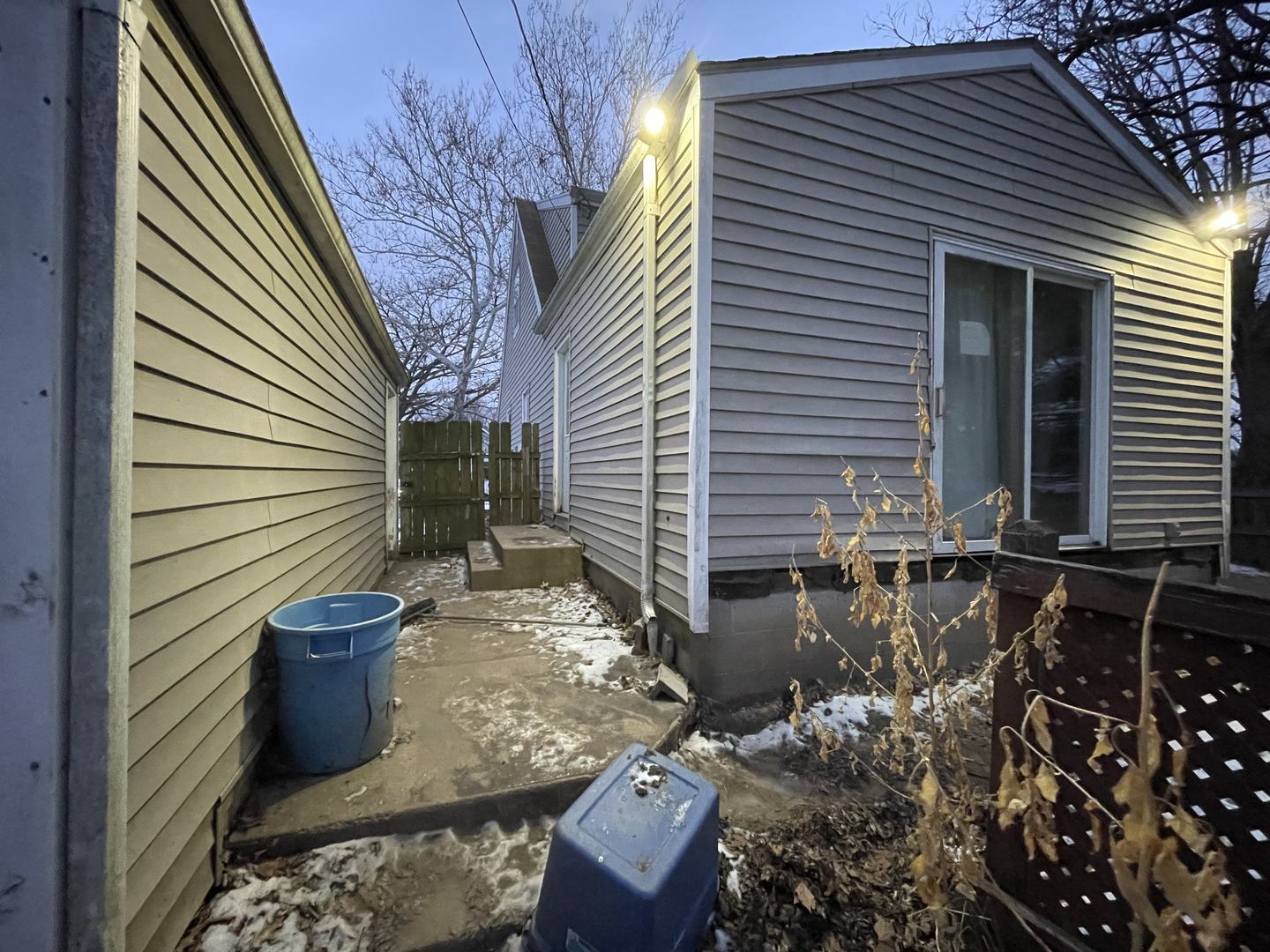 main property photo 33