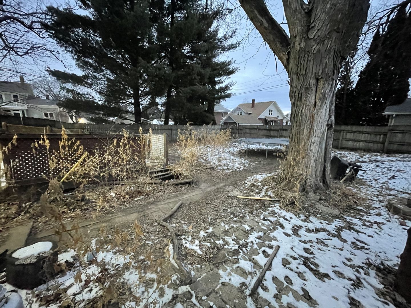 main property photo 34