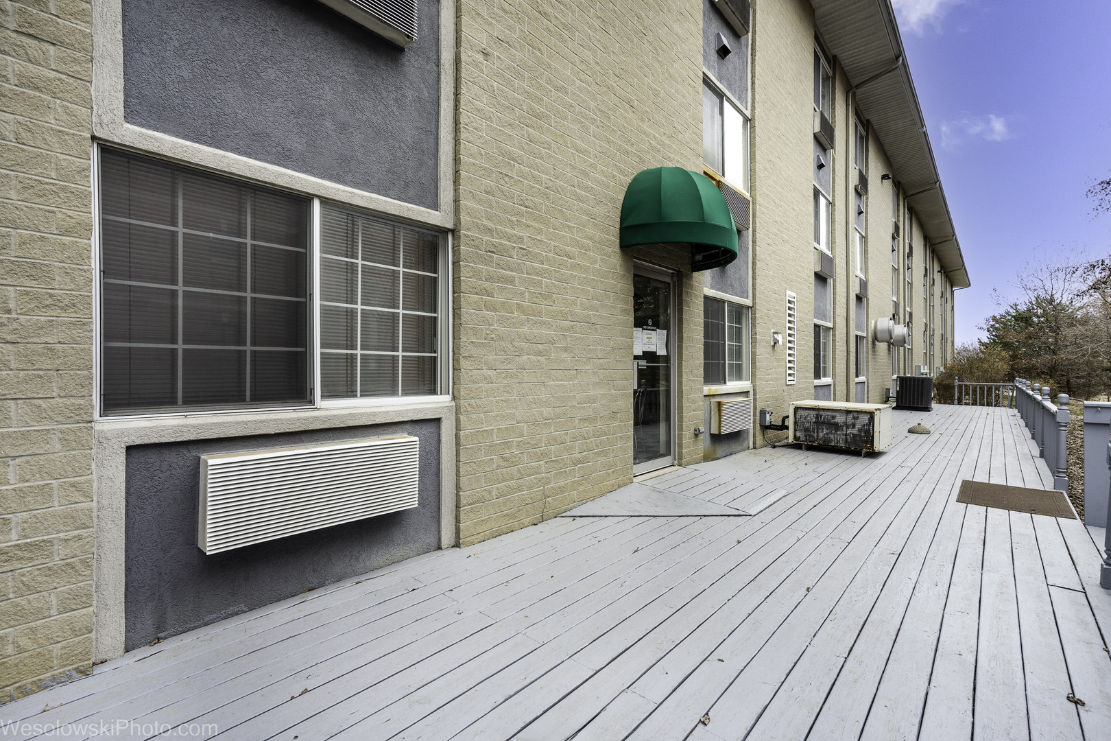 main property photo 16