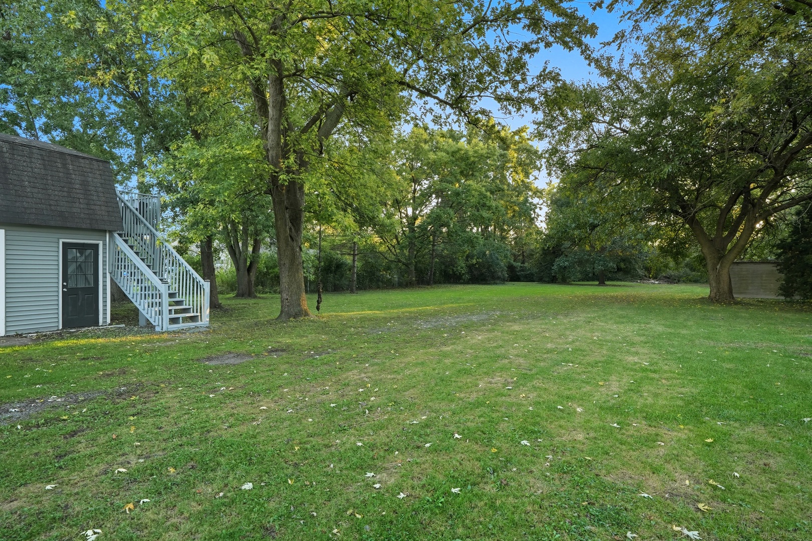 main property photo 43