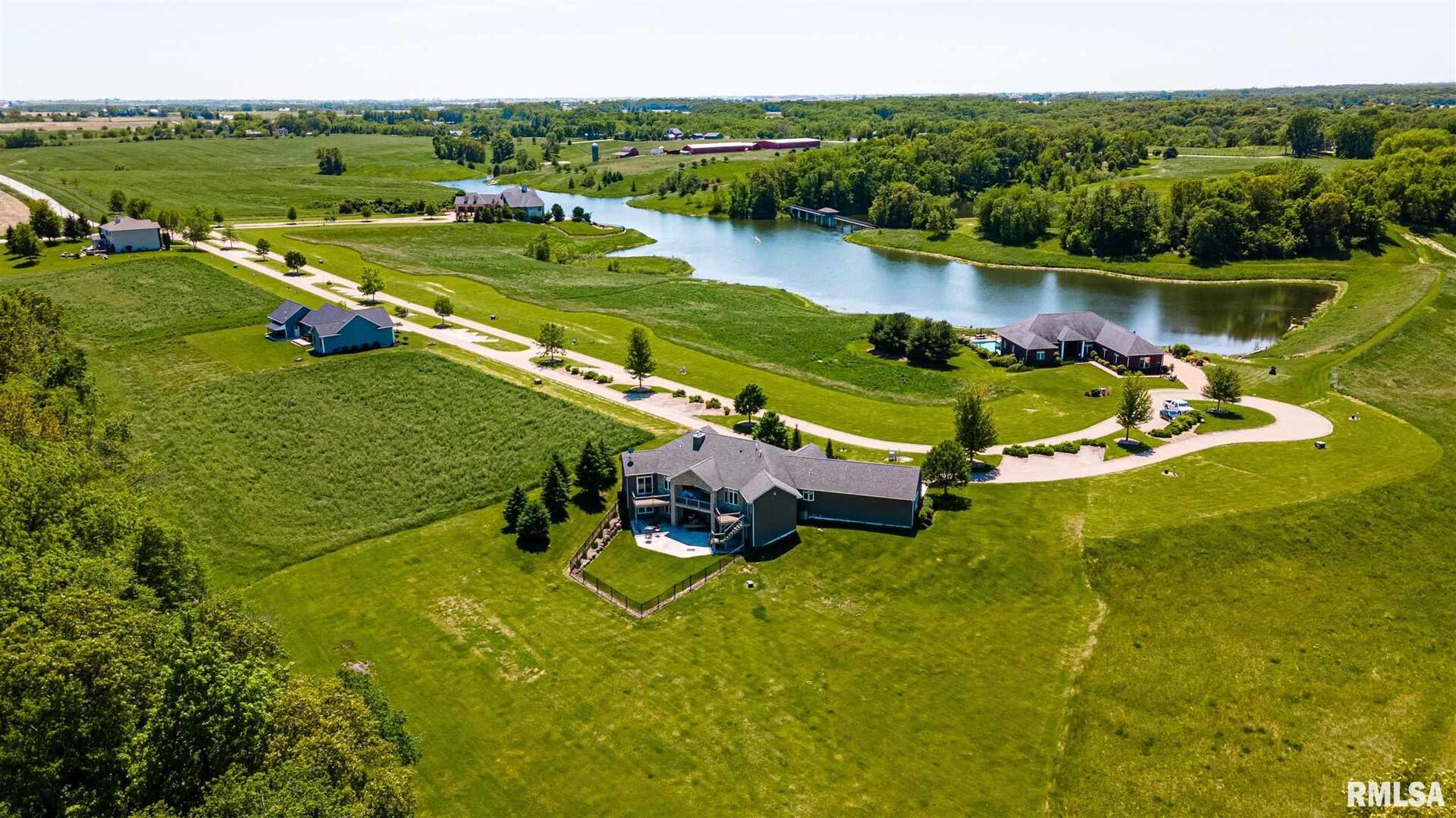 main property photo 13