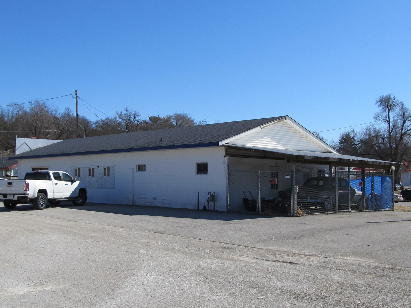 main property photo 2