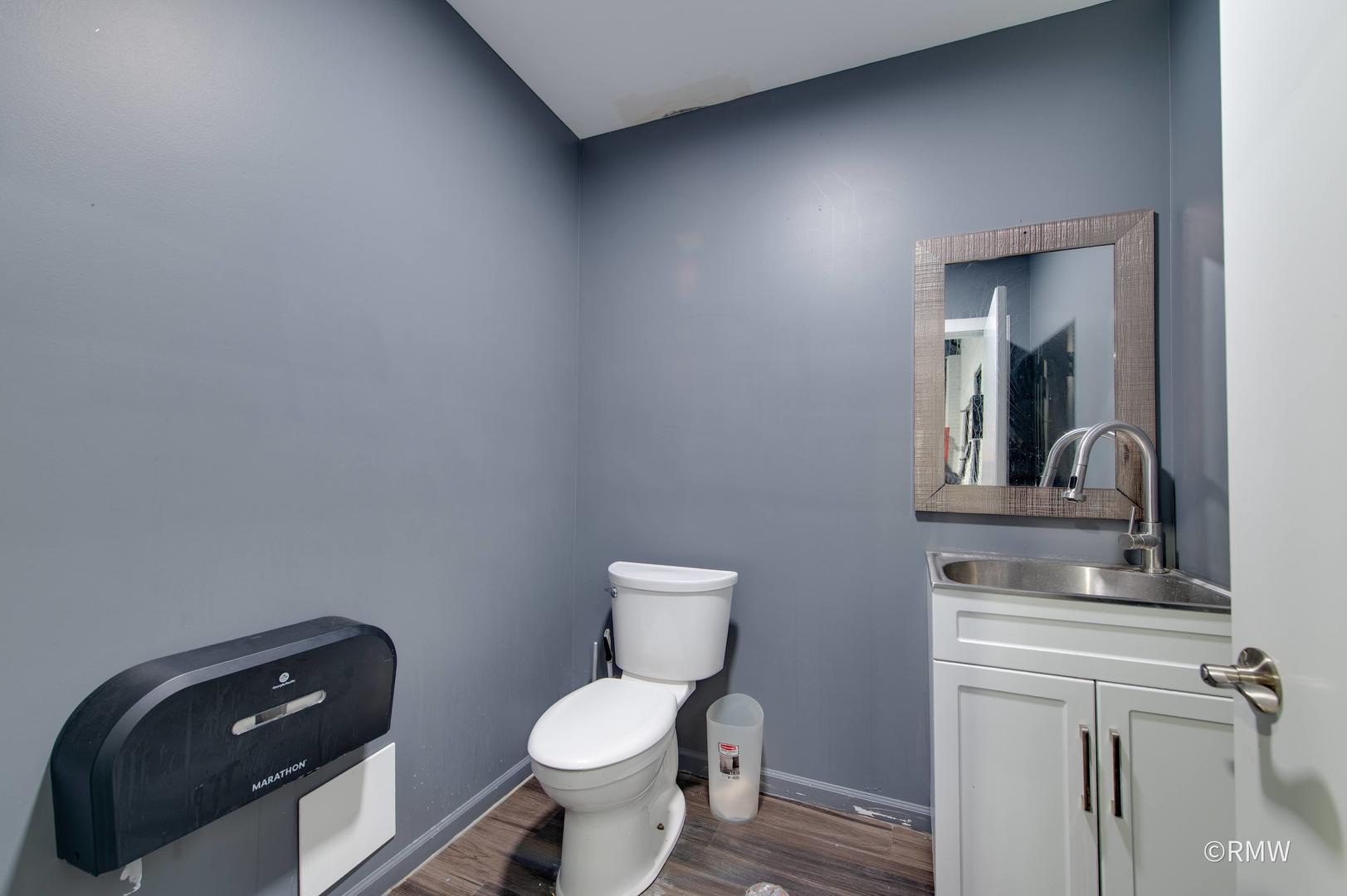 main property photo 19