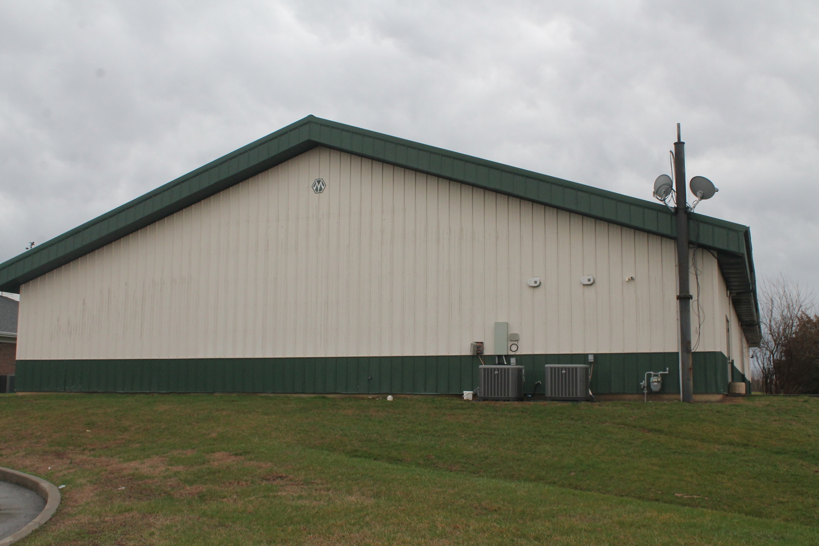 main property photo 2