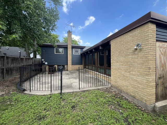 main property photo 4