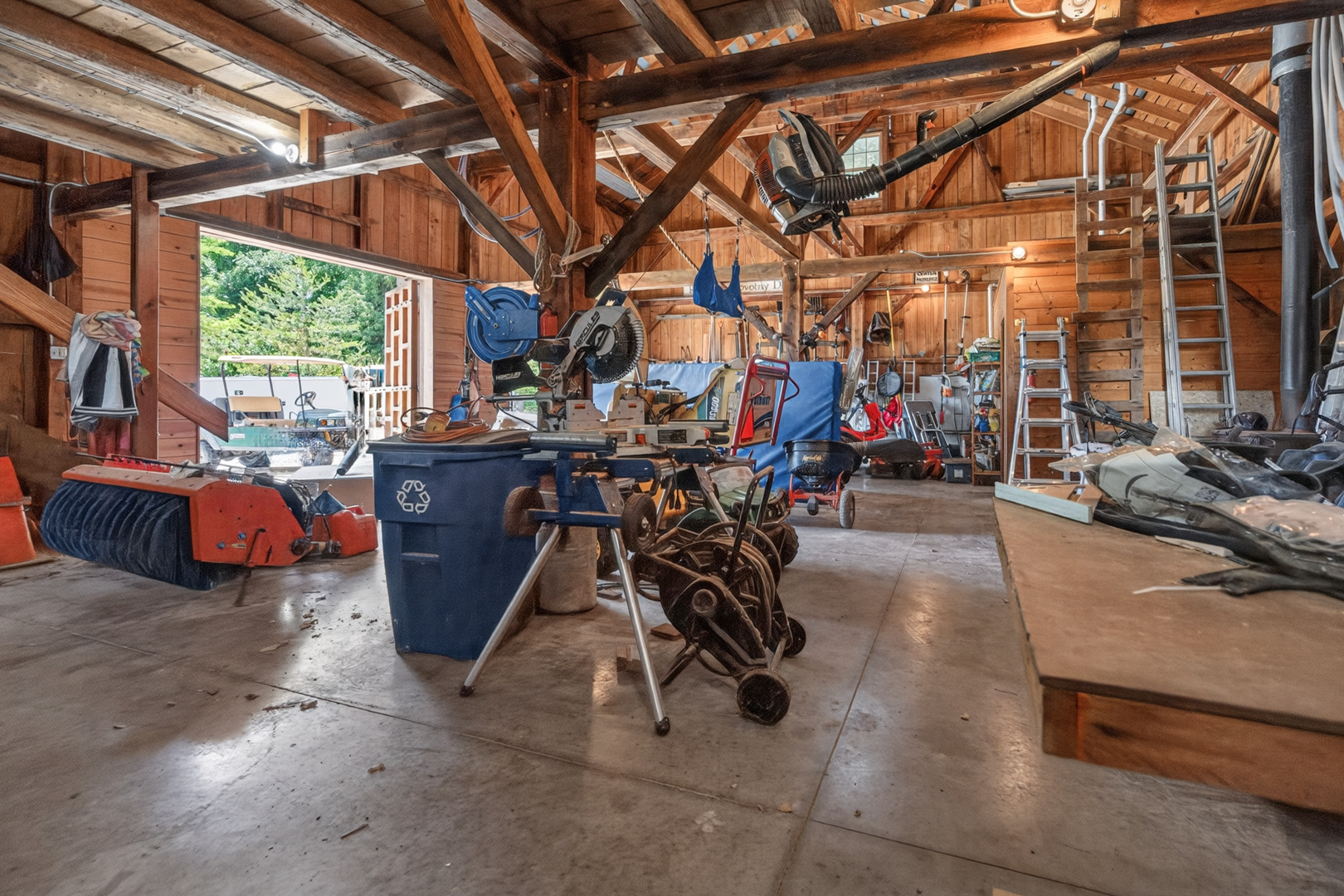 main property photo 167