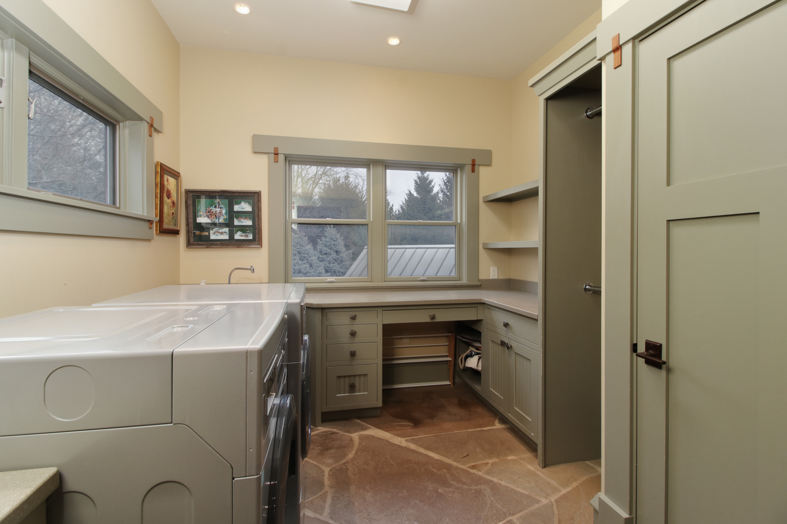 main property photo 58