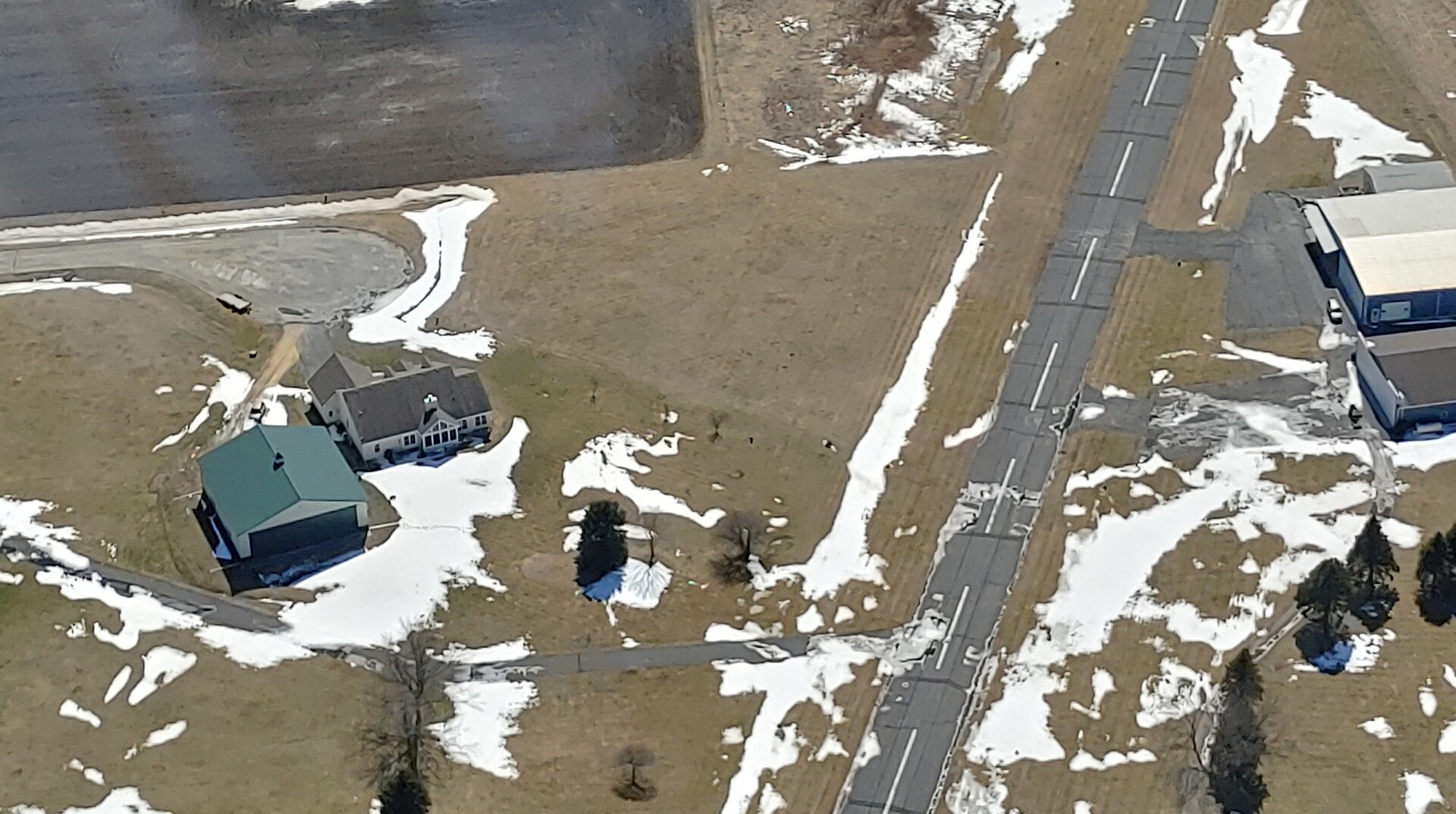 main property photo 6