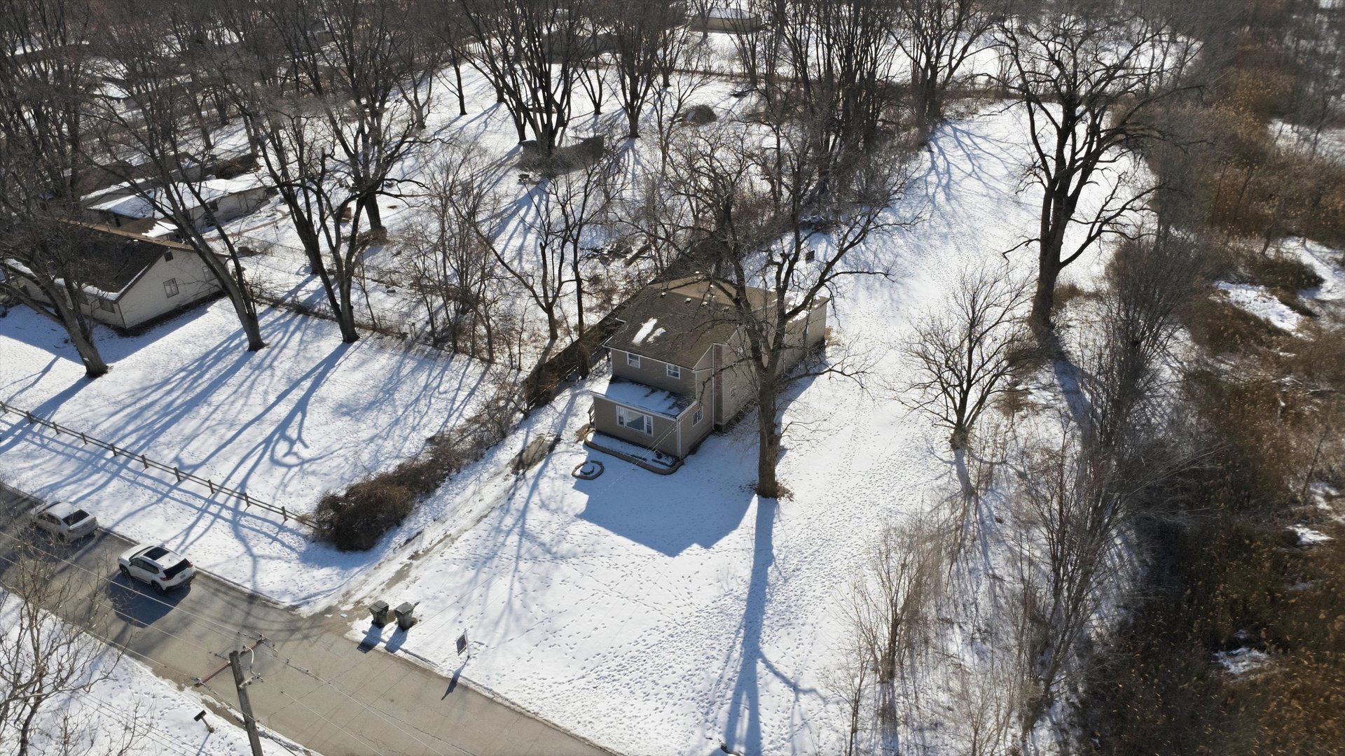 main property photo 40