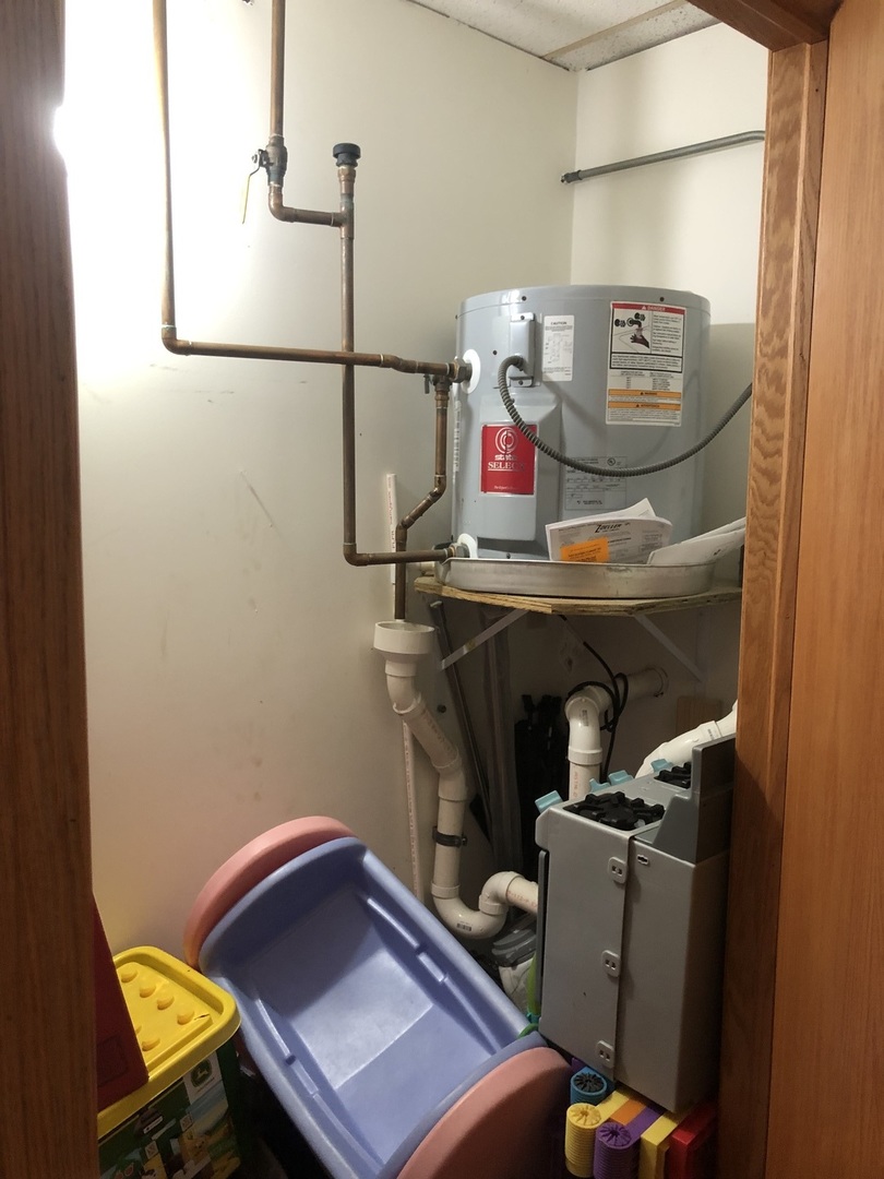 main property photo 31