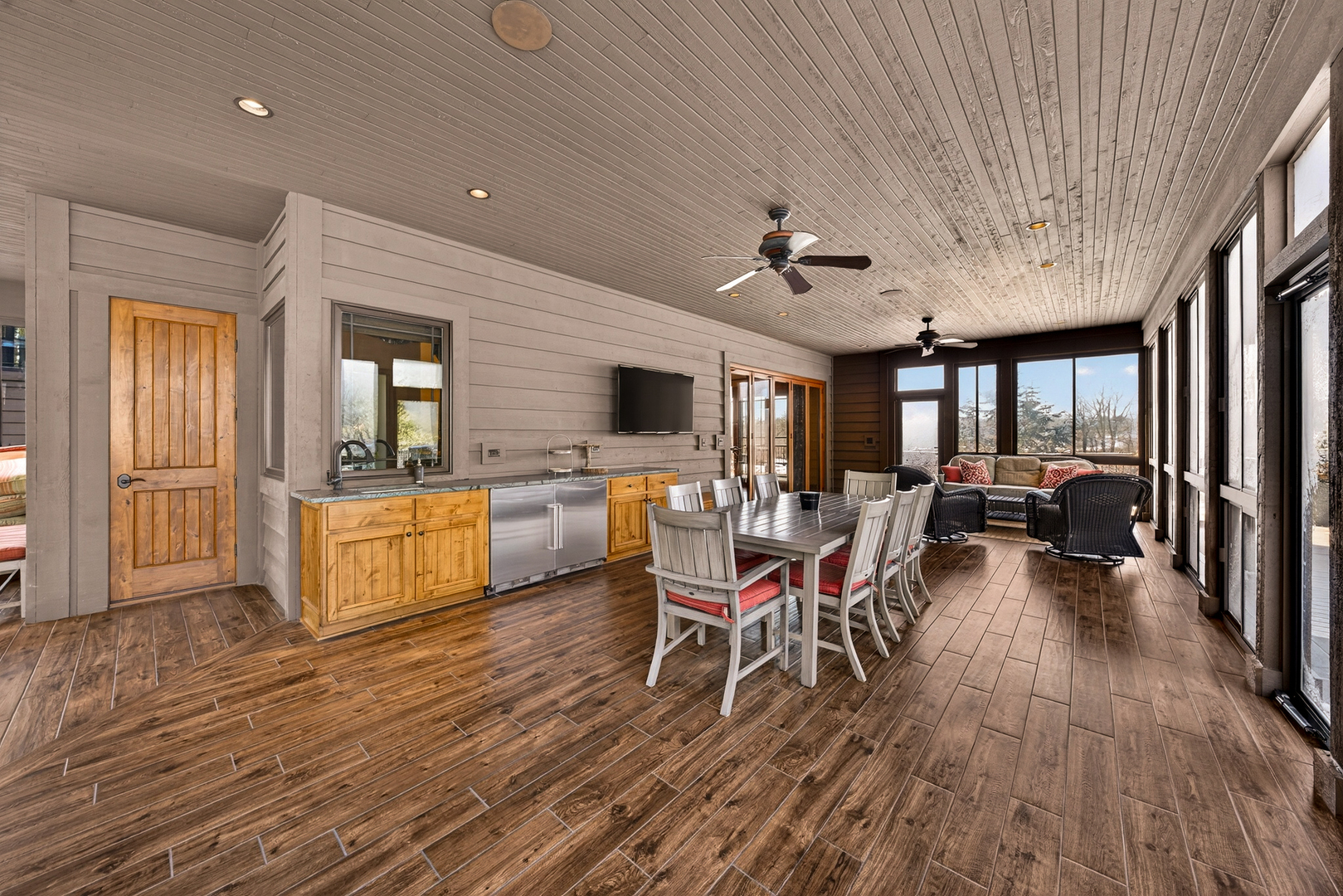 main property photo 85