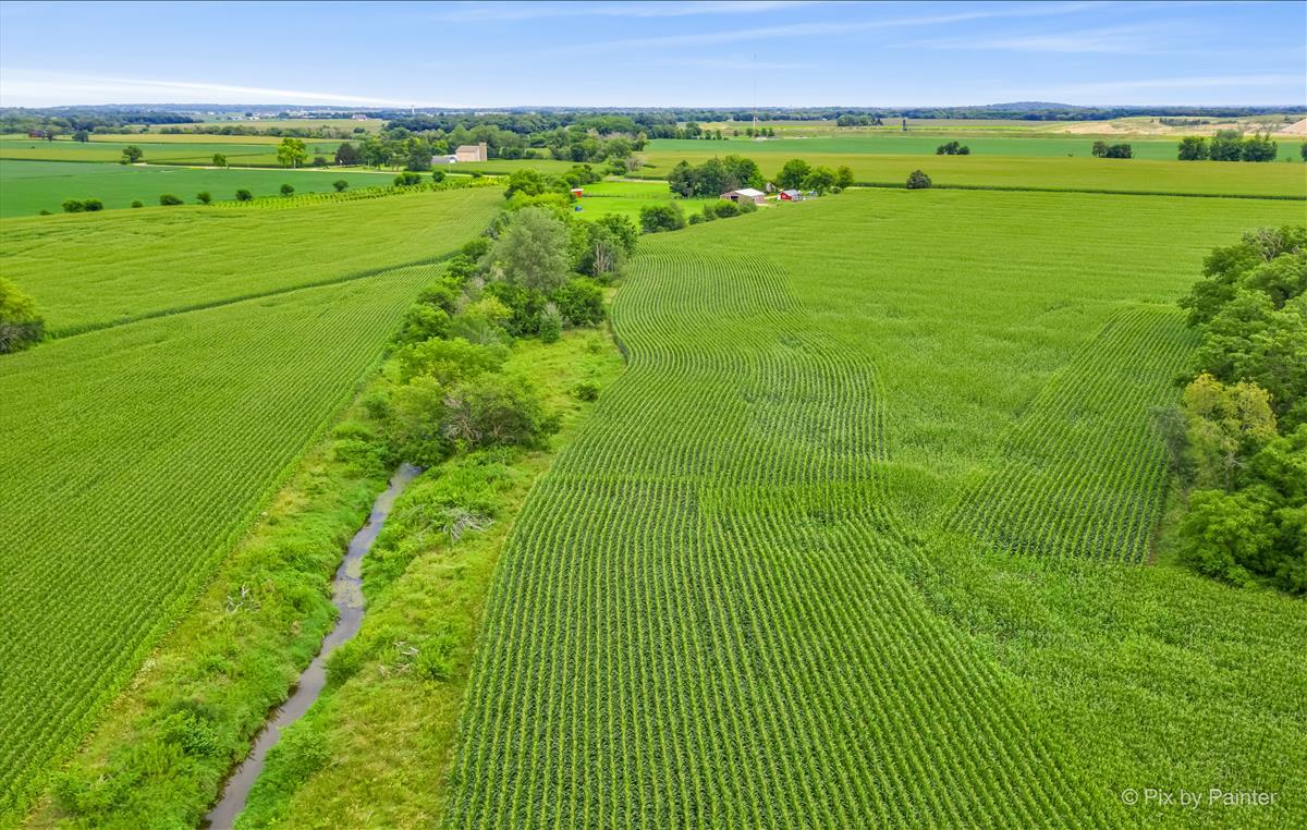 main property photo 11