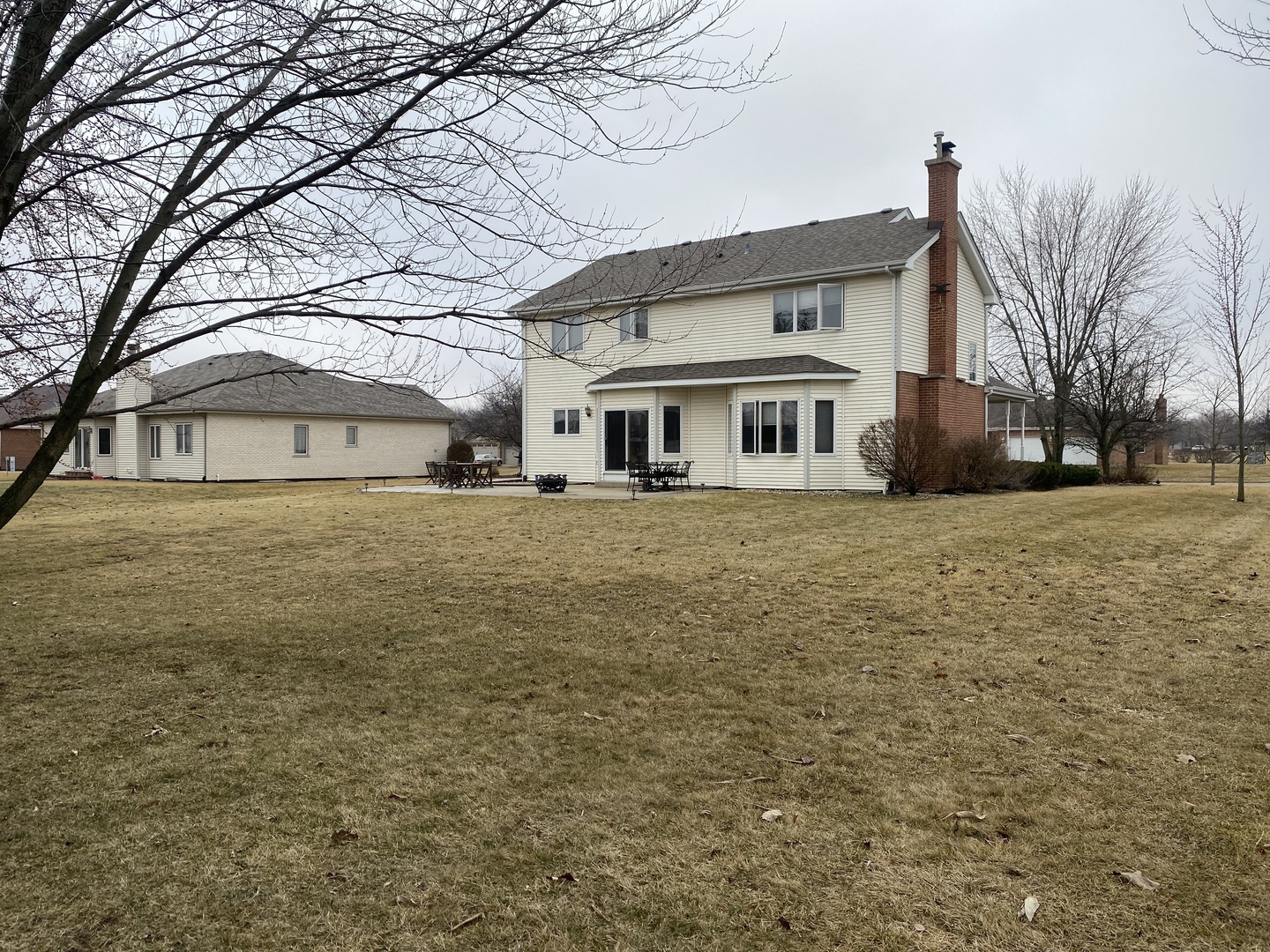 main property photo 36