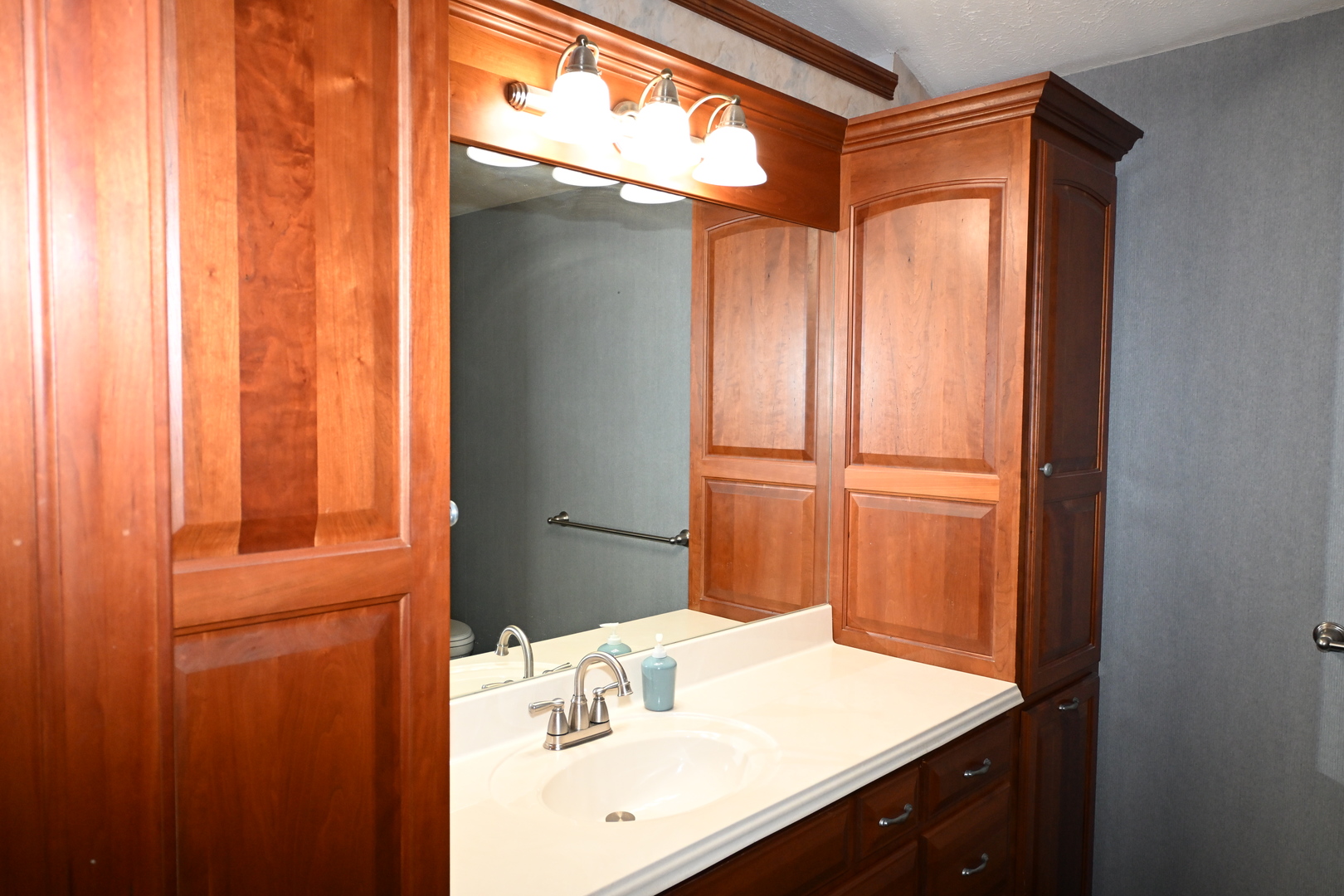 main property photo 67