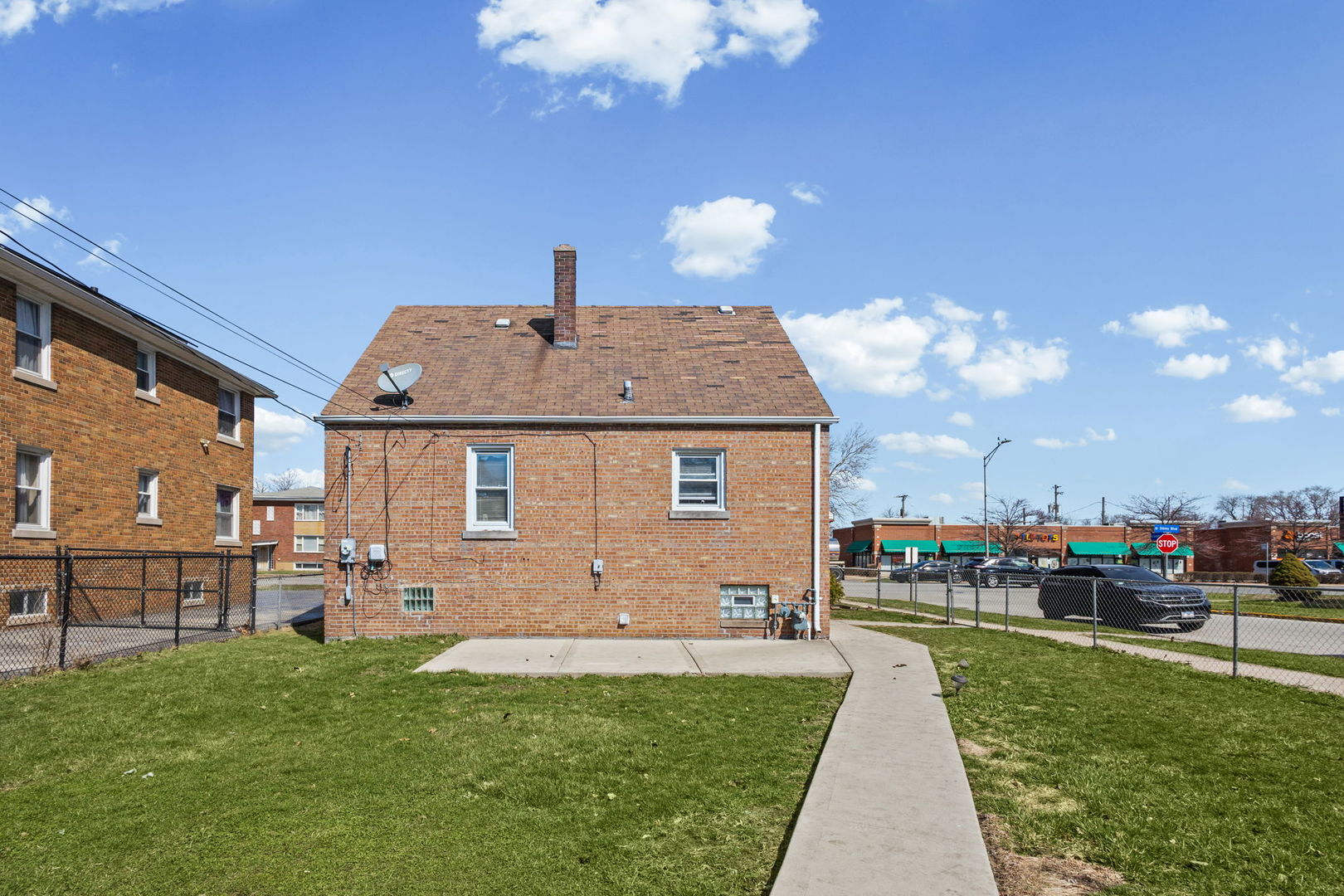 main property photo 13