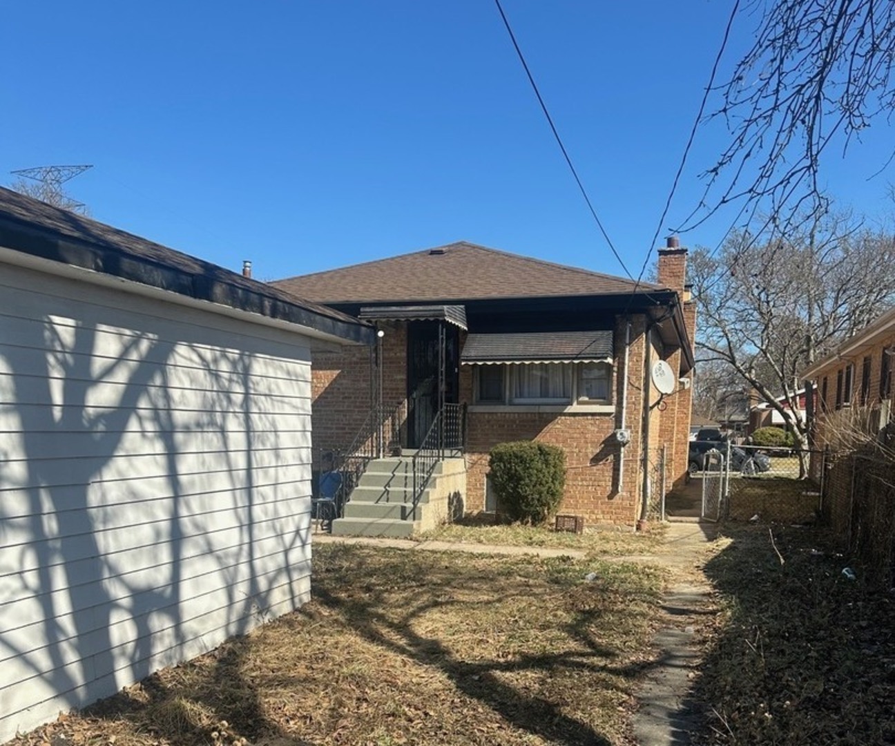 main property photo 23