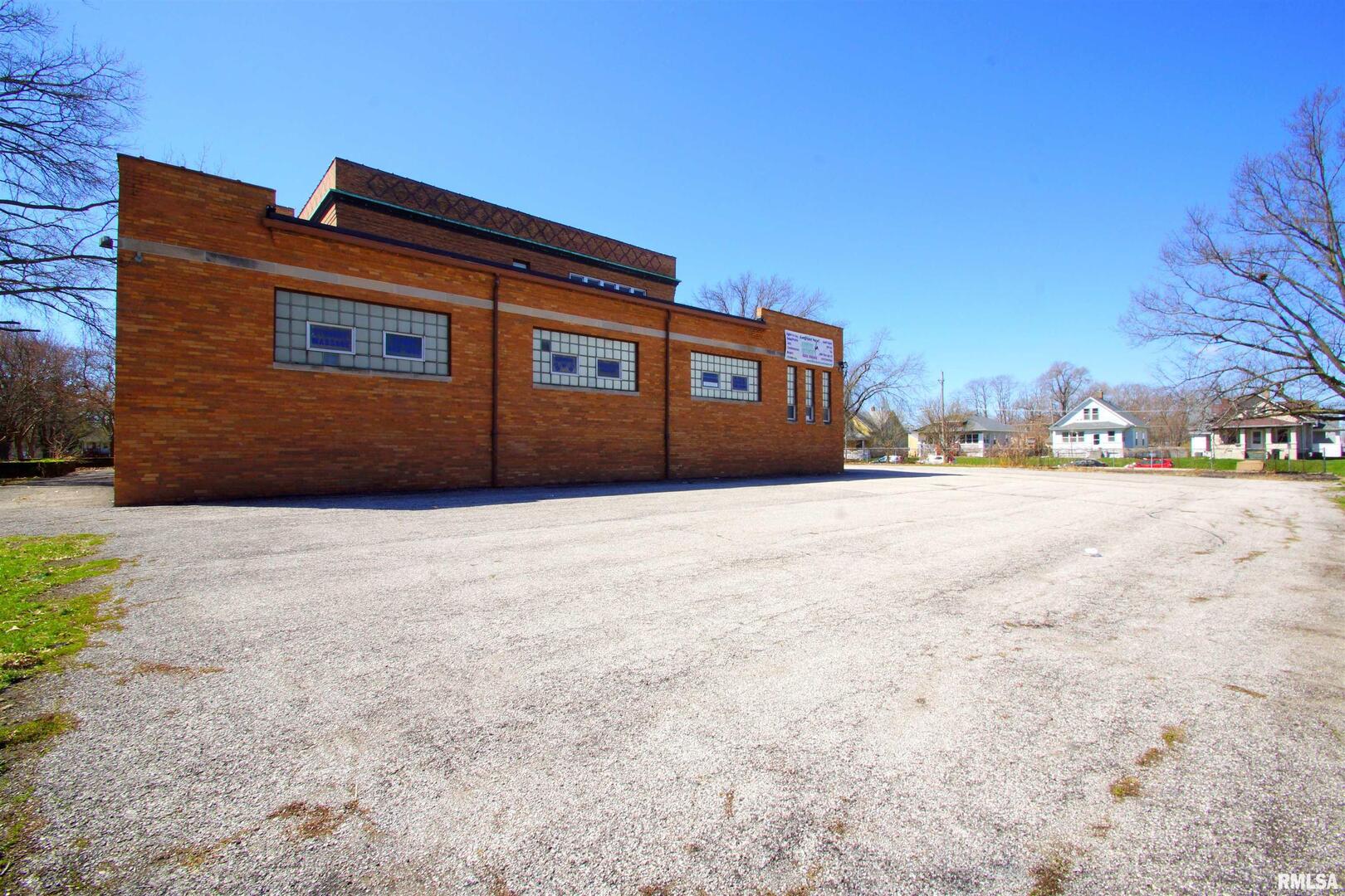 main property photo 12