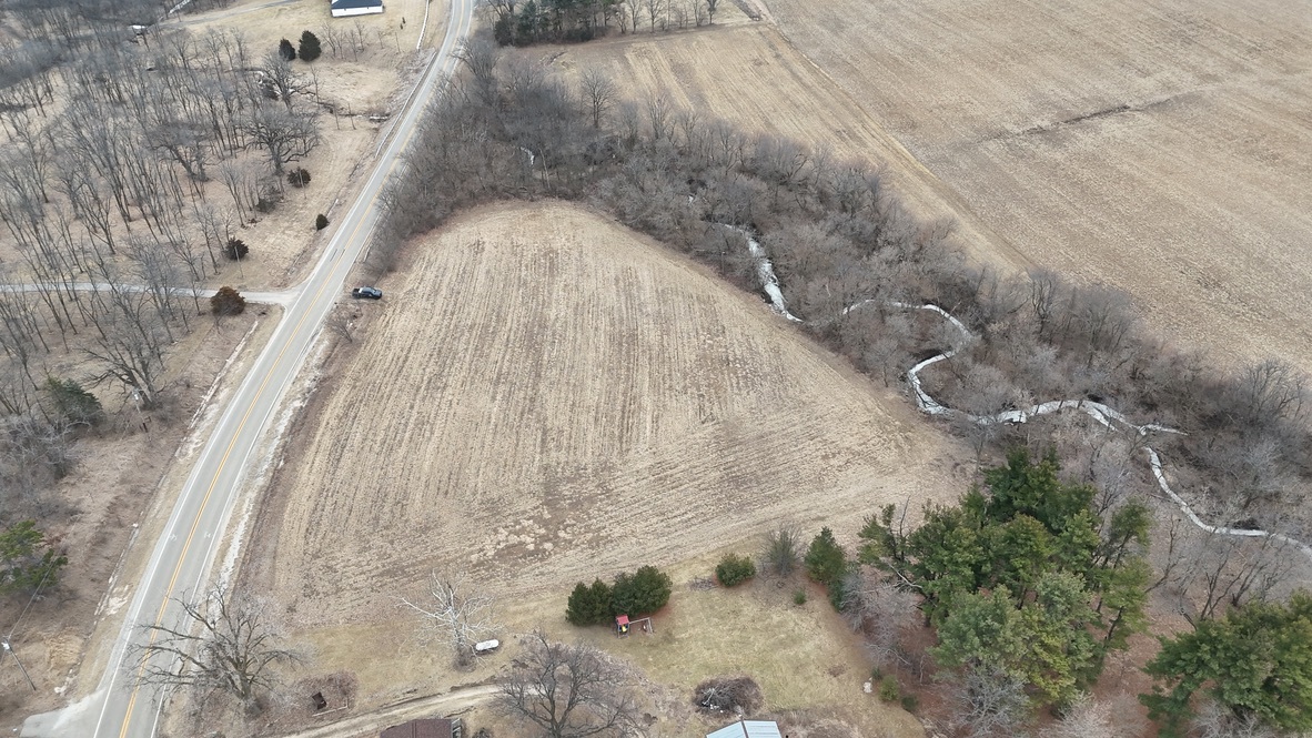 main property photo 17