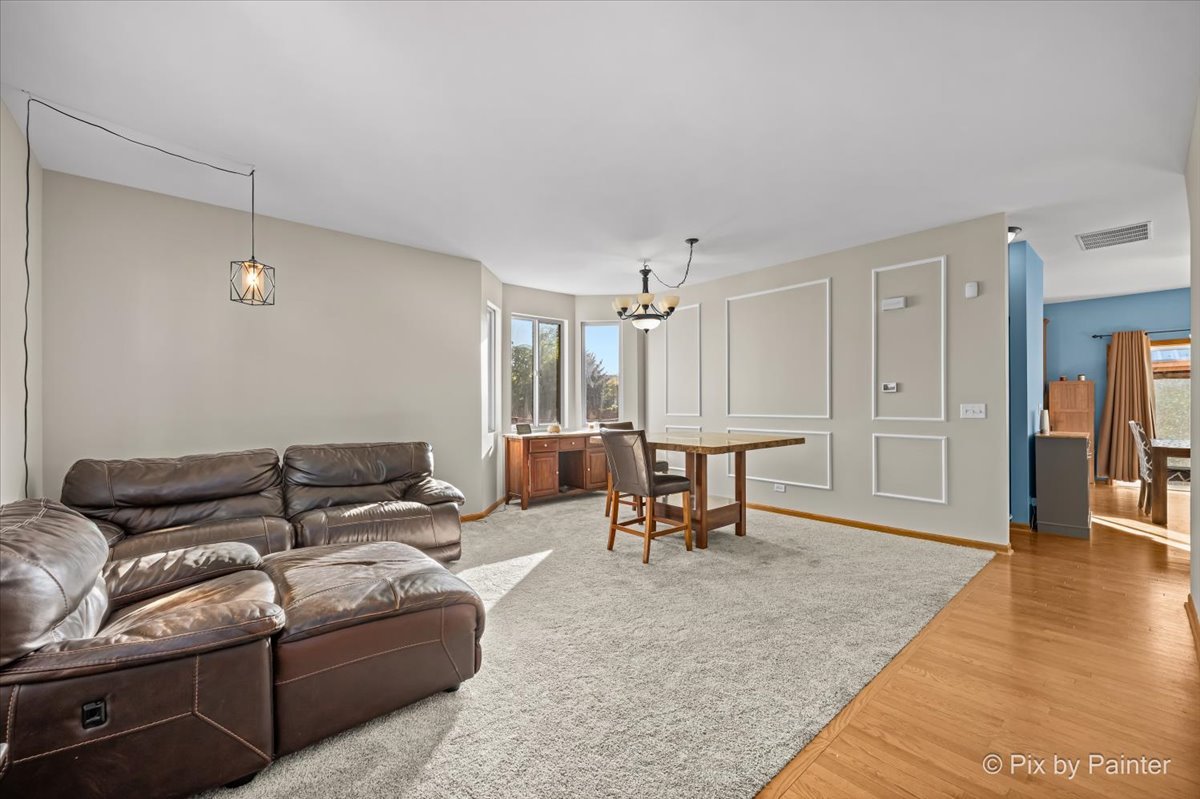 property viewer photo 2