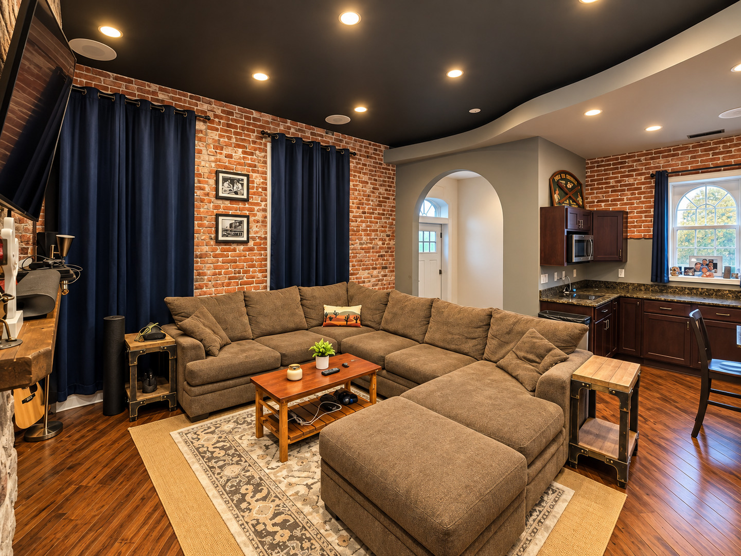 main property photo 19