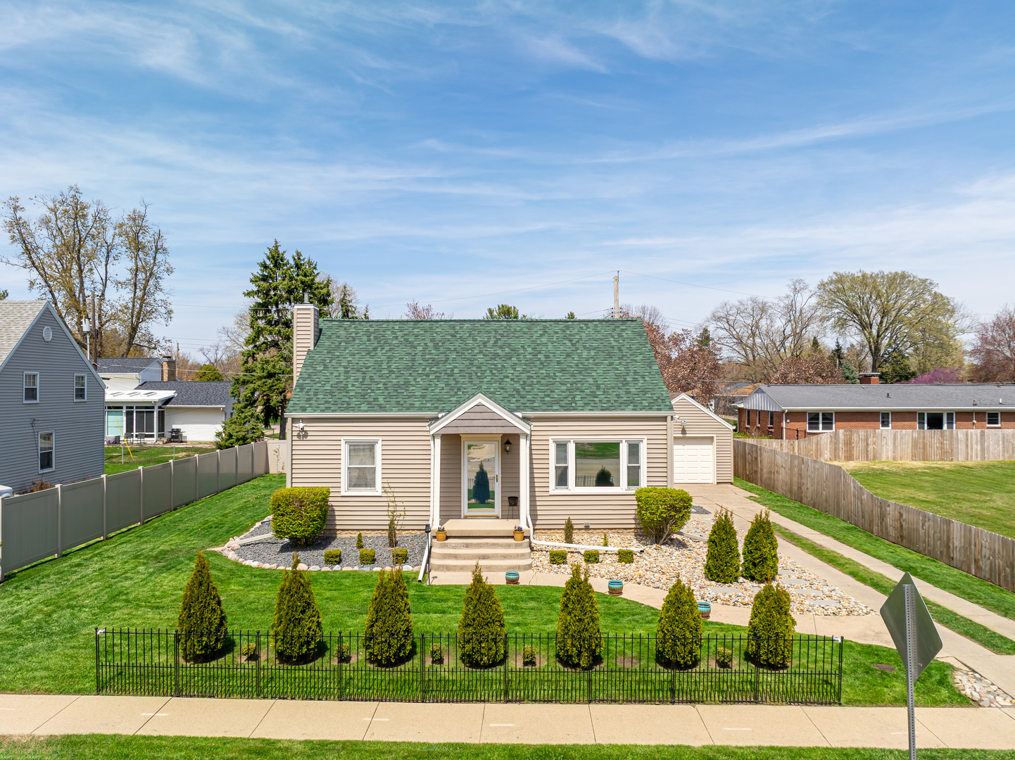 main property photo 2