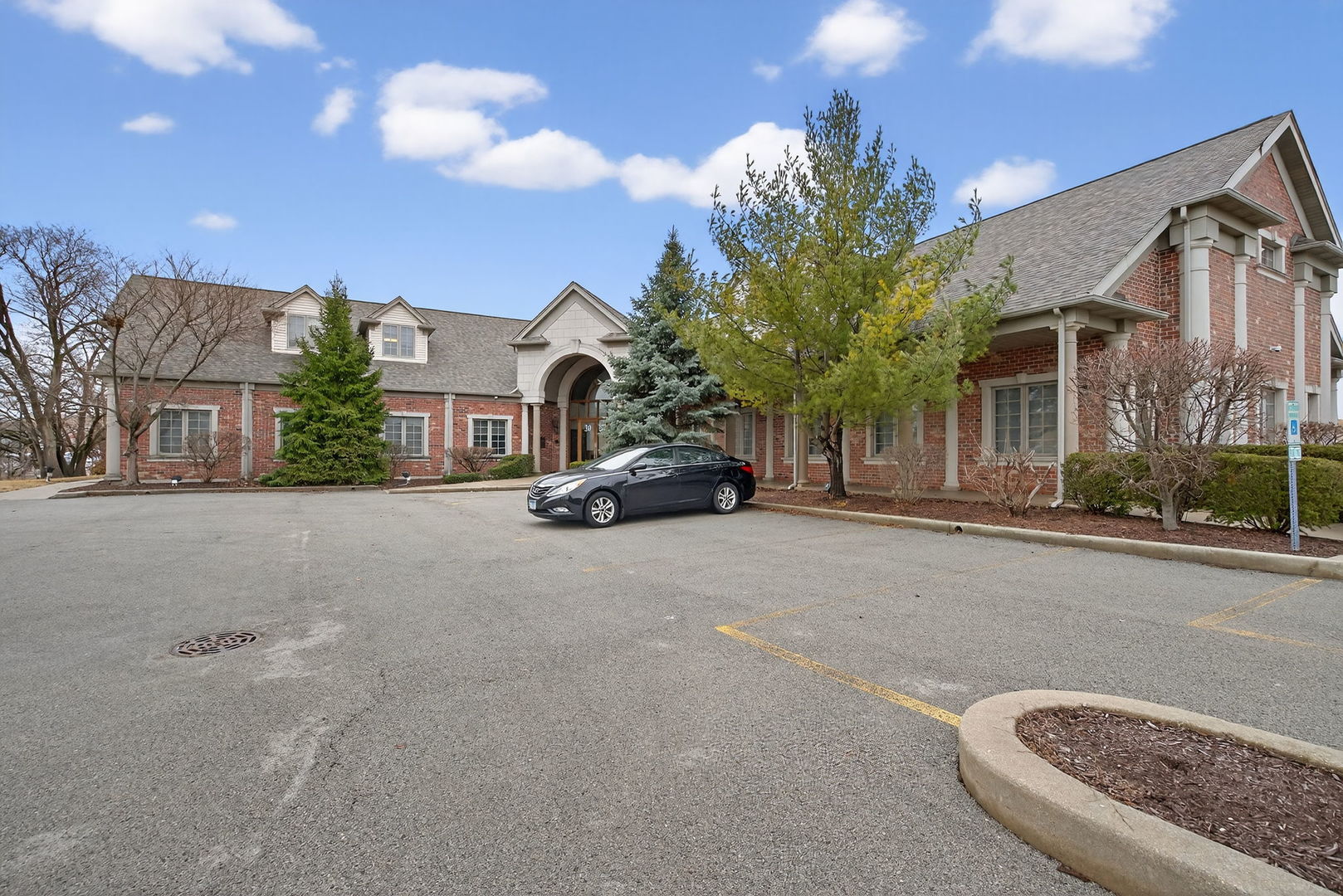main property photo 34