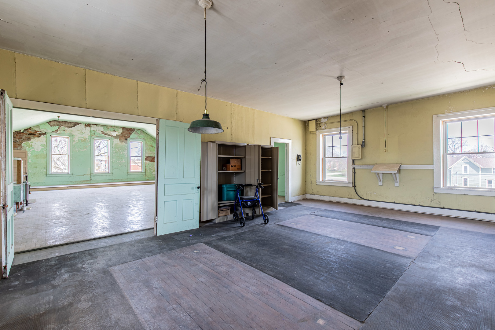 main property photo 30