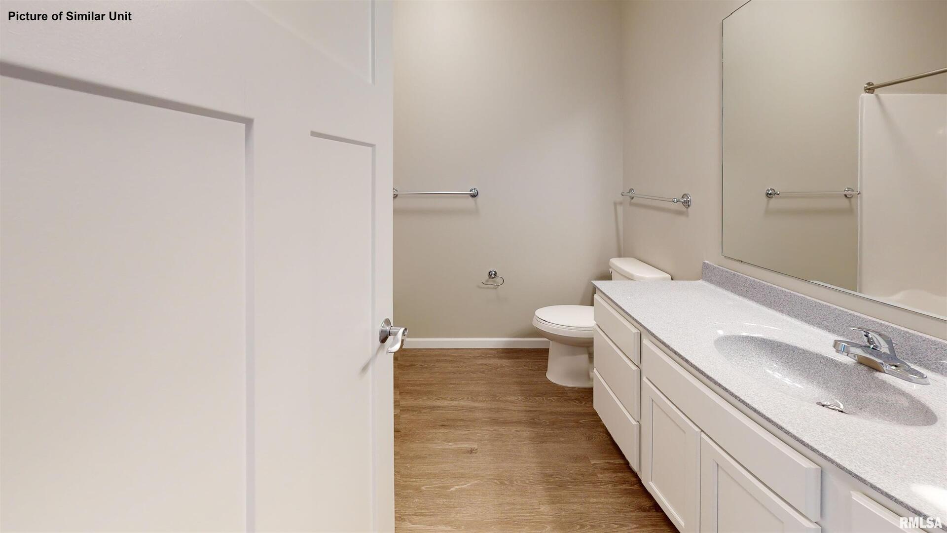 main property photo 6