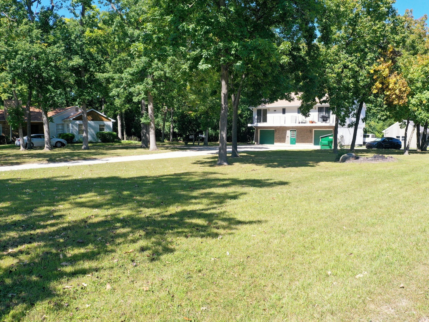 main property photo 17